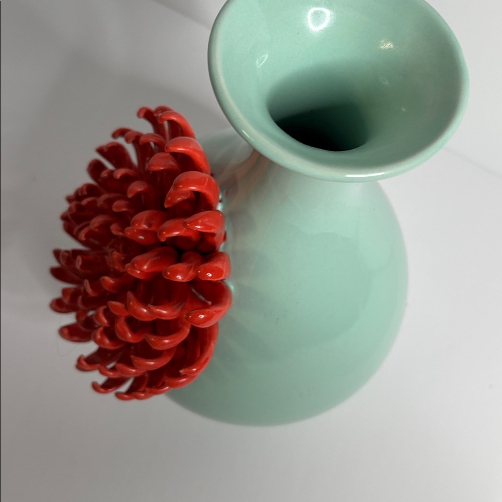Anthropologie 3D Applied Chrysanthemum Vase Light Blue & Coral (approx 9.25โ) - Picture 15 of 16